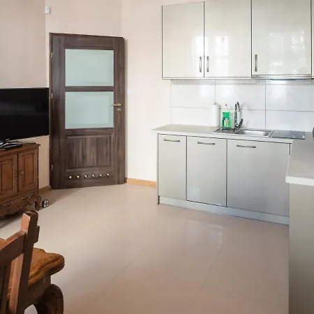 Apartmán Na Cichej 5 A1 *
